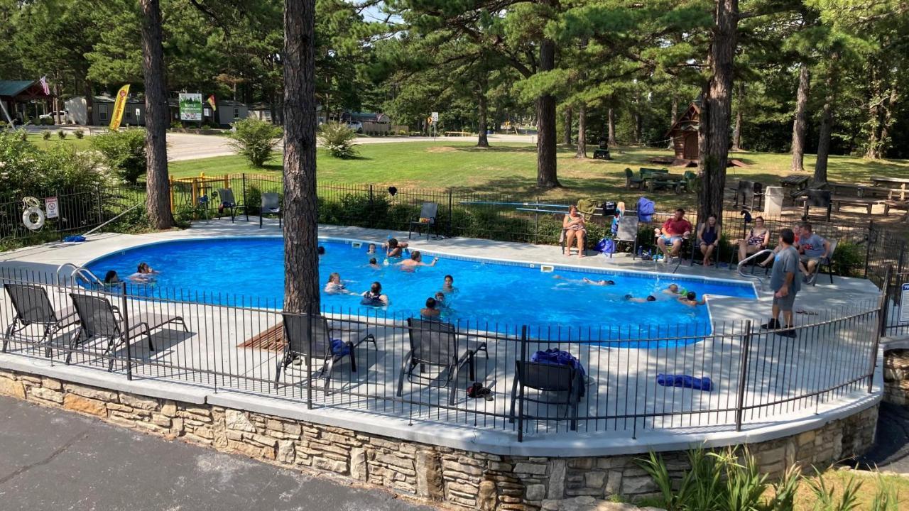 Country Mountain Inn ยูเรกาสปริงส์ ภายนอก รูปภาพ